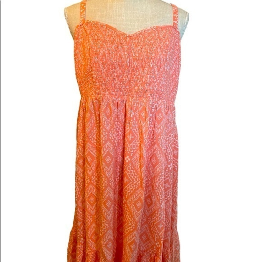 Torrid size 1 coral and white‎ patterned sleeveless dress , bodice is stretchy